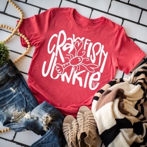 Ladies Cajun Crawfish Junkie Graphic Tee