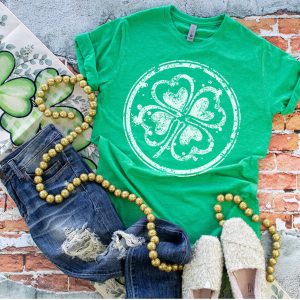 Good Luck 4 Leaf Clover Graphic Tee